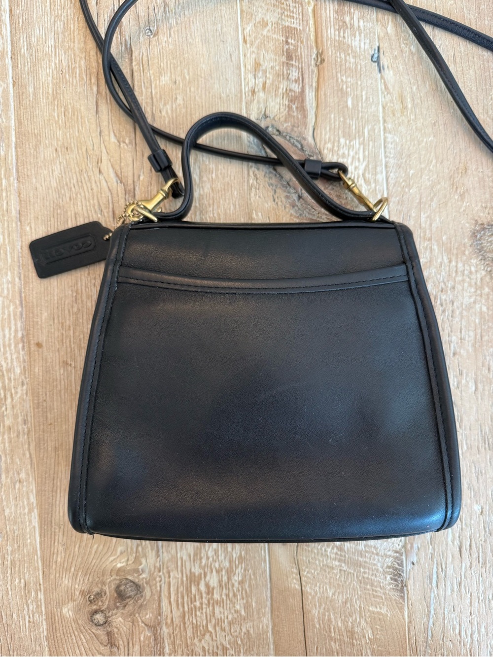 Rare Coach Regina 1990’s Black Leather Turnlock Crossbody Bag EUC - Picture 3 of 12